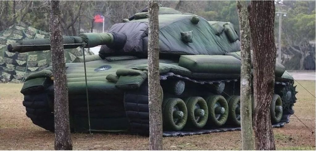 龙陵军用充气坦克